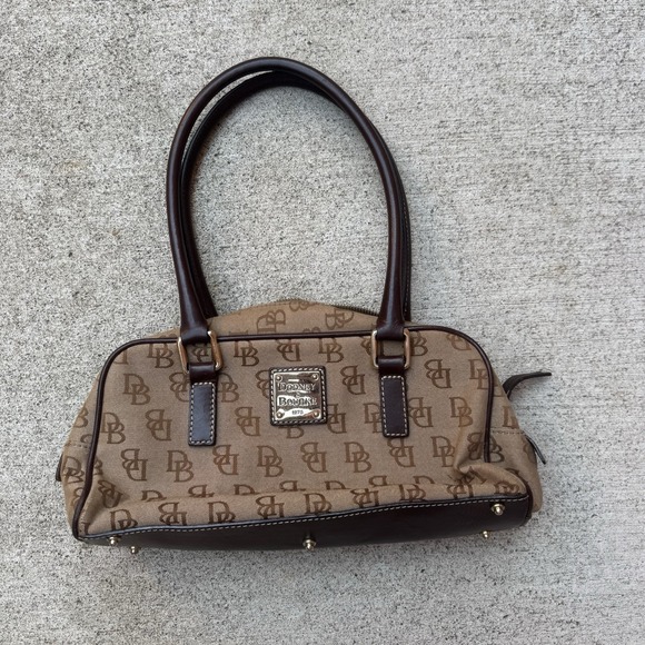 Dooney & Bourke Tan Monogram Hand Bag - Picture 1 of 6